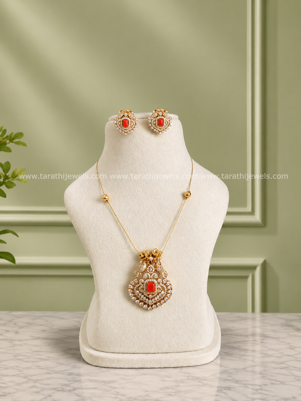 Coral Peacock Invisible Necklace N1185