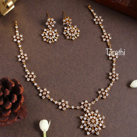 Amazing Diamond Look alike Necklace N232