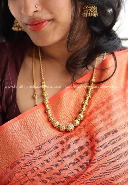 Gold Look alike ball design Kemp Maalai N319