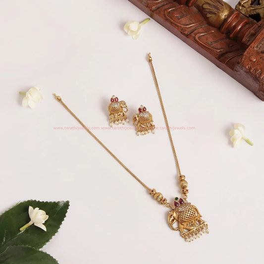 Amazing Gold Look Alike Elephant Pendant Necklace N881
