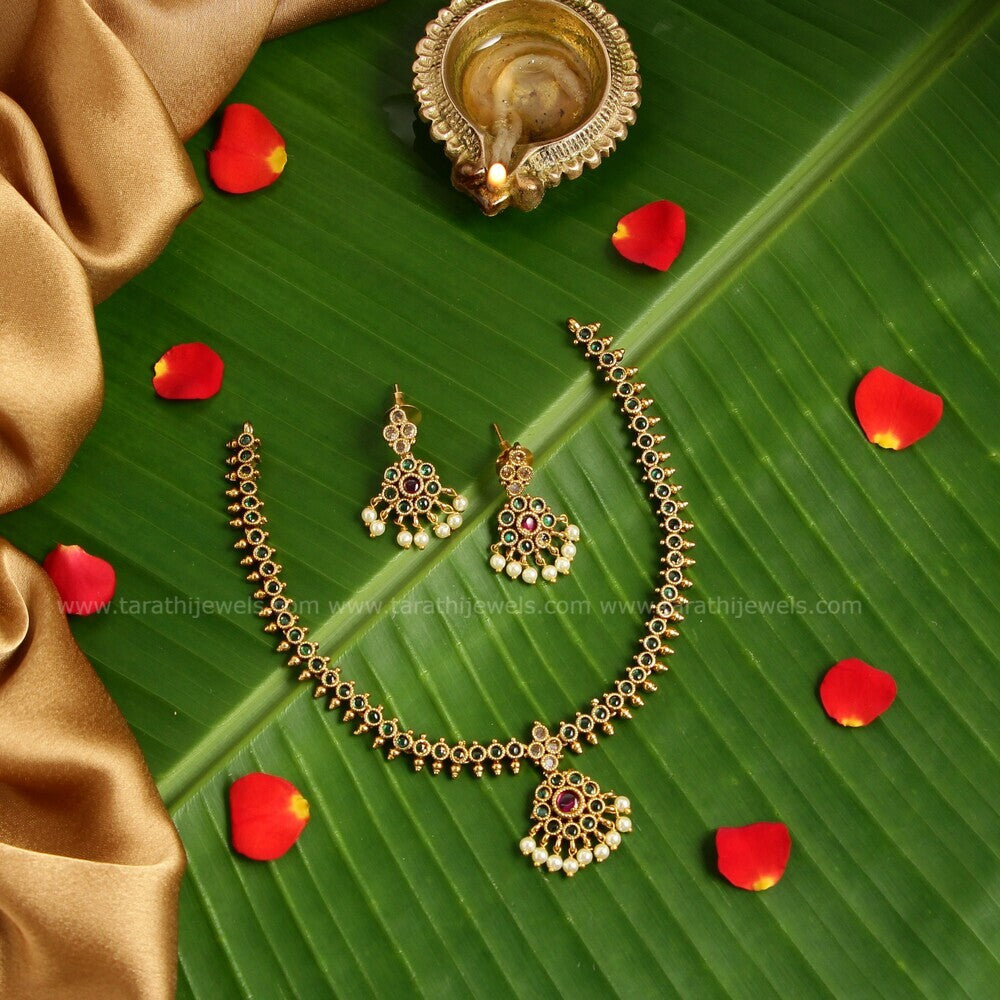 Traditional Short Necklace N530