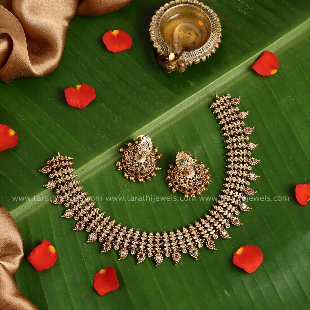 Banumathi Necklace N979