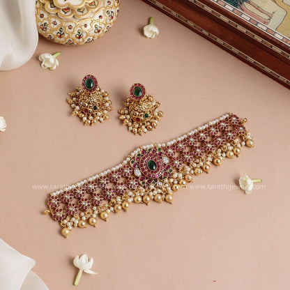 Selvi High Neck Choker N578