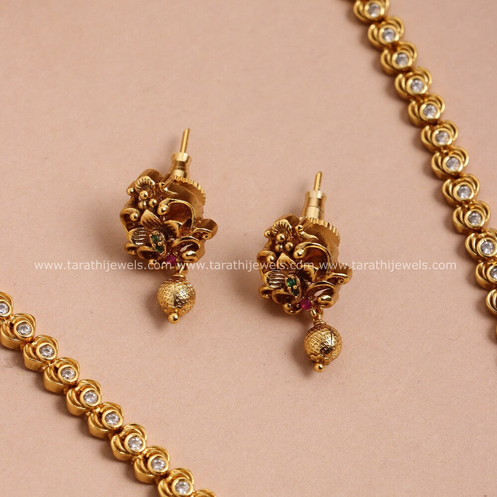 Antique Short Necklace N619