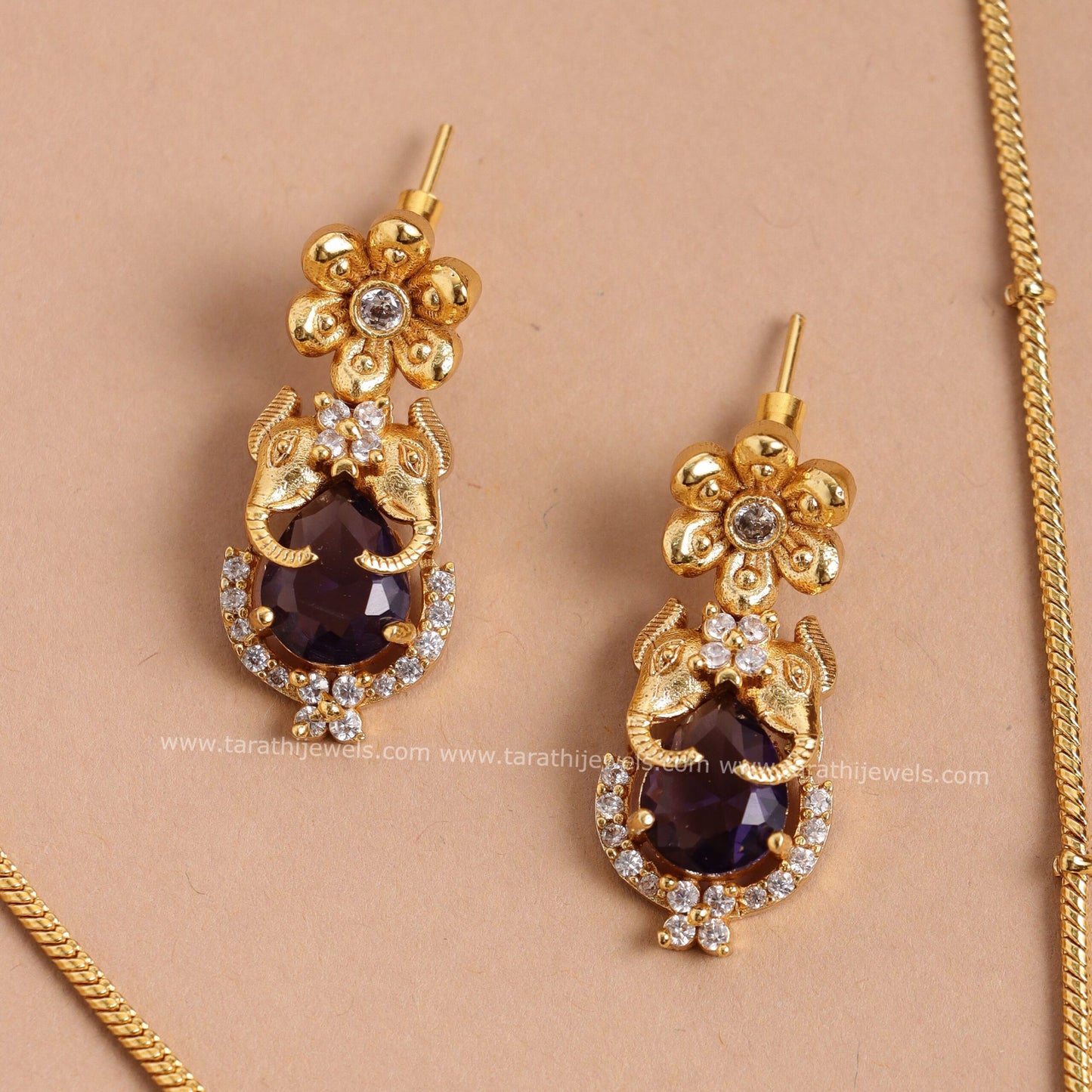 Elephant Necklace N643