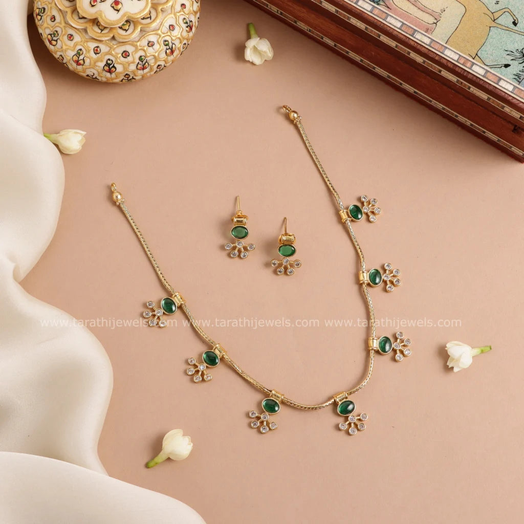 Manju Green Stone Necklace N656