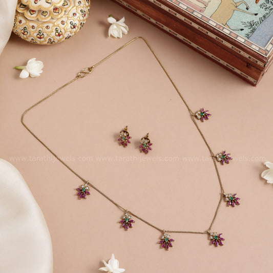 Simple Antique Flower Necklace N933