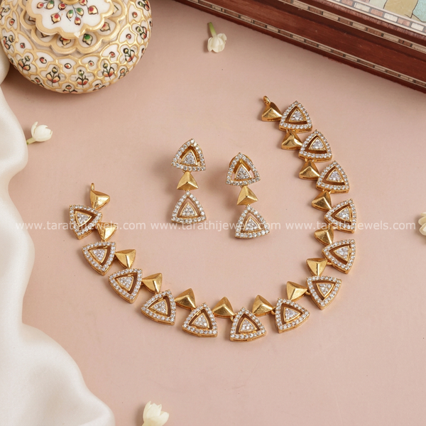 Avanthika Ad short Necklace N943