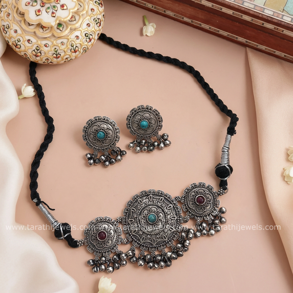 Oxidized Choker Short Neckpiece S21