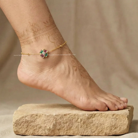 Beautiful Flower Design Anklets  AK41