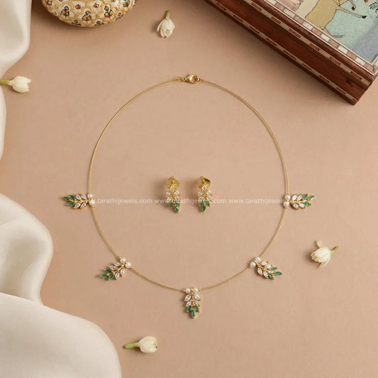 Leaf Design Invisible Necklace N830