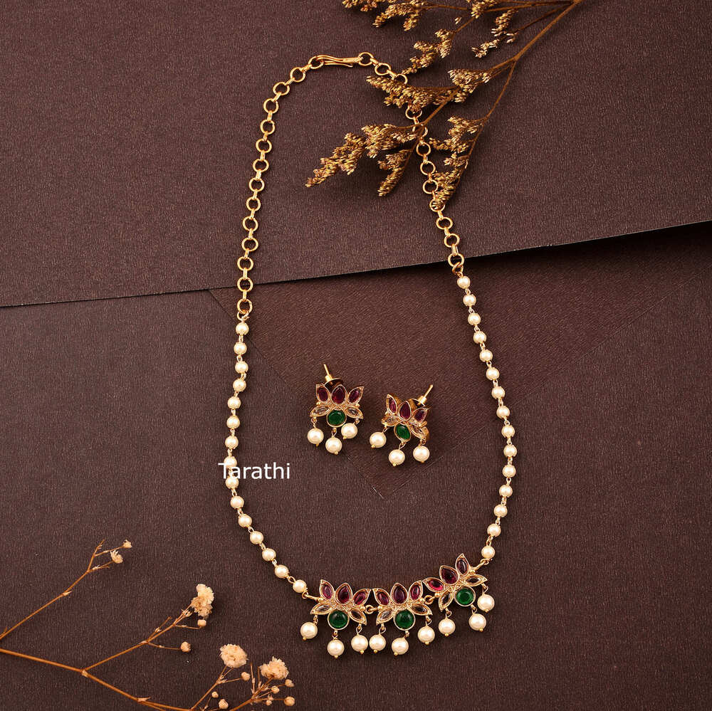 Antique lotus Design CH235