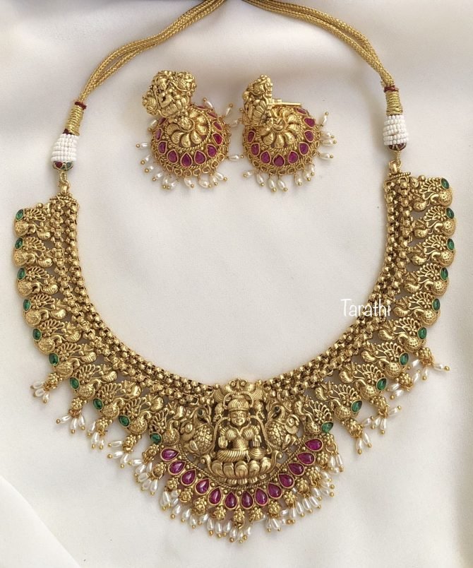 Elegant and Traditional Lakshmi Necklace