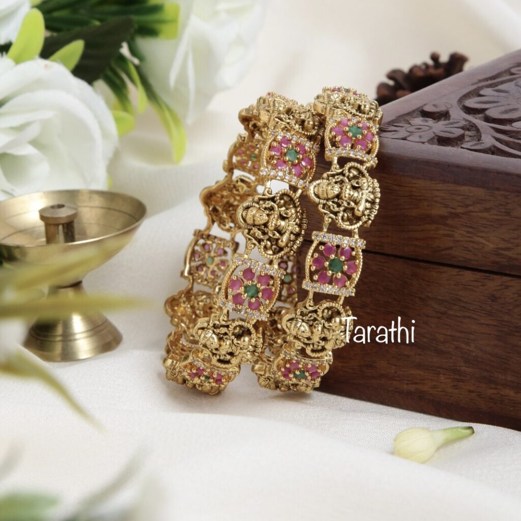 Nakshi Antique Bangle BA40