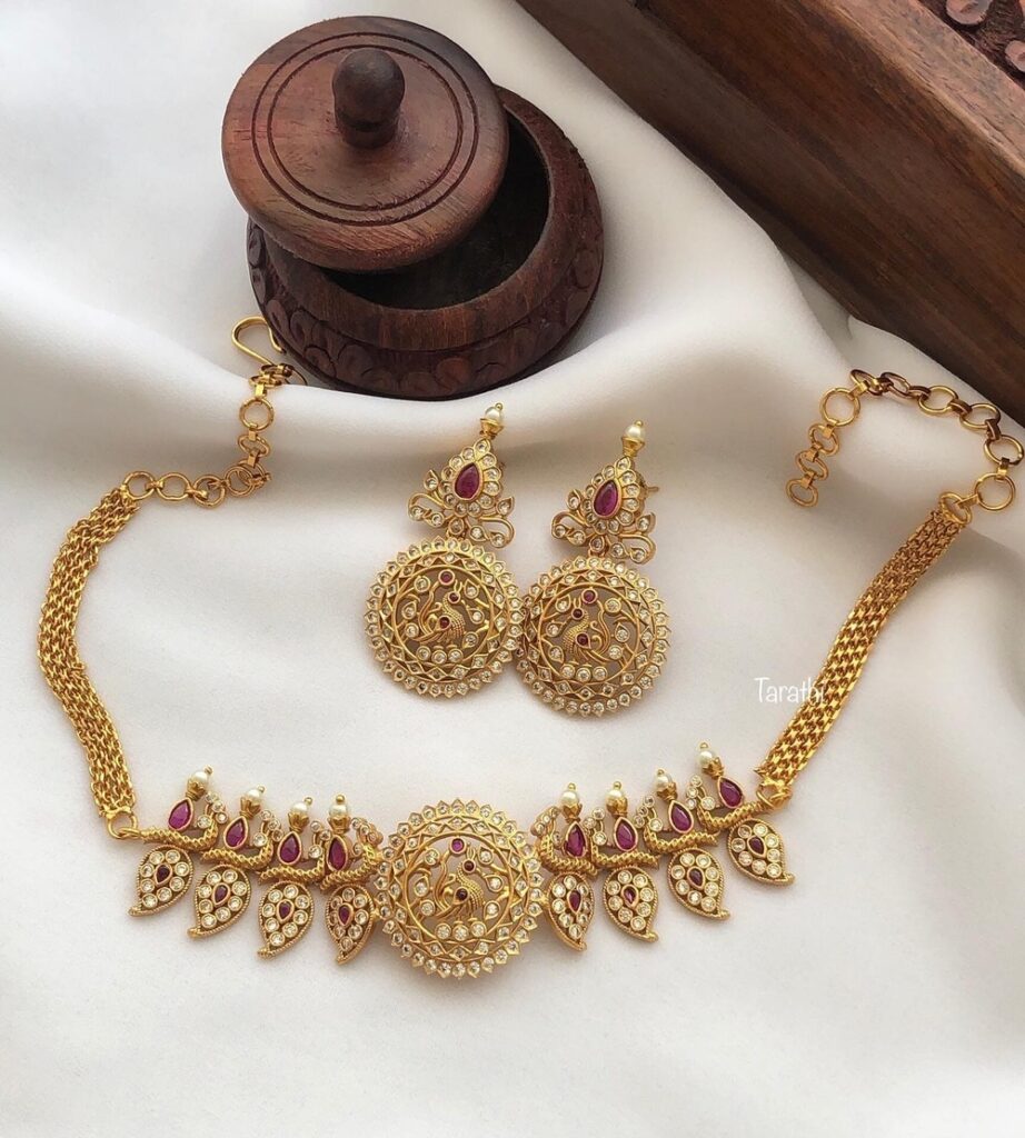 Peacock High Neck Choker CH10
