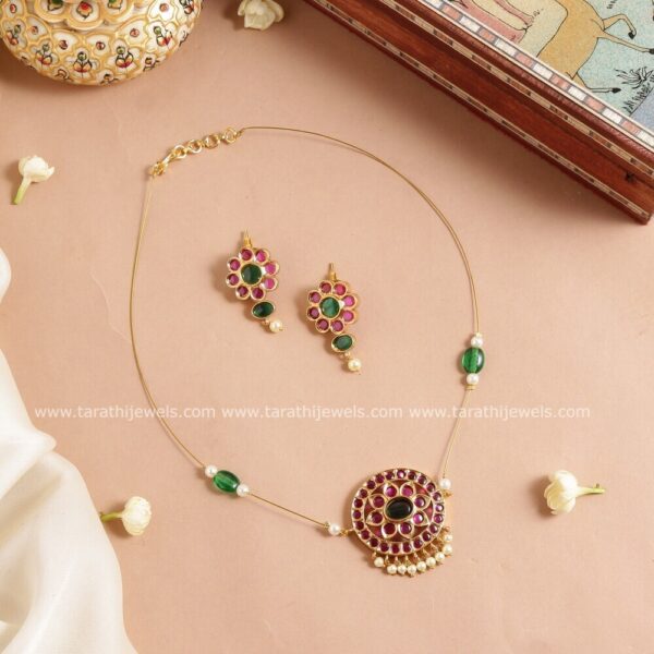 Devika Invisible Necklace N600