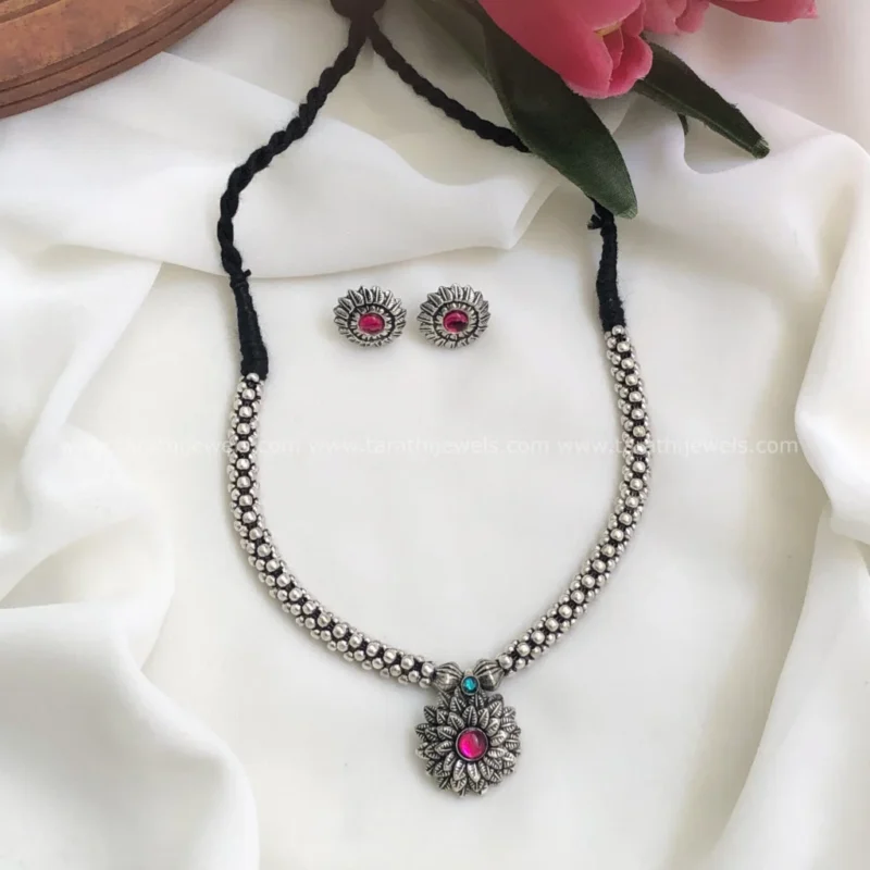 Oxidized Choker Neckpiece S06