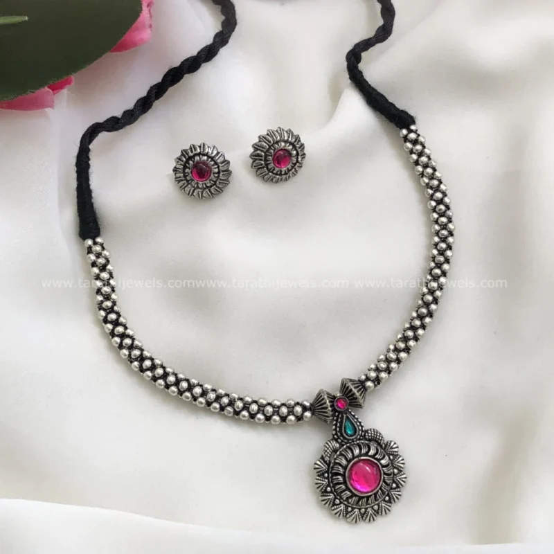 Oxidized Choker Neckpiece S11