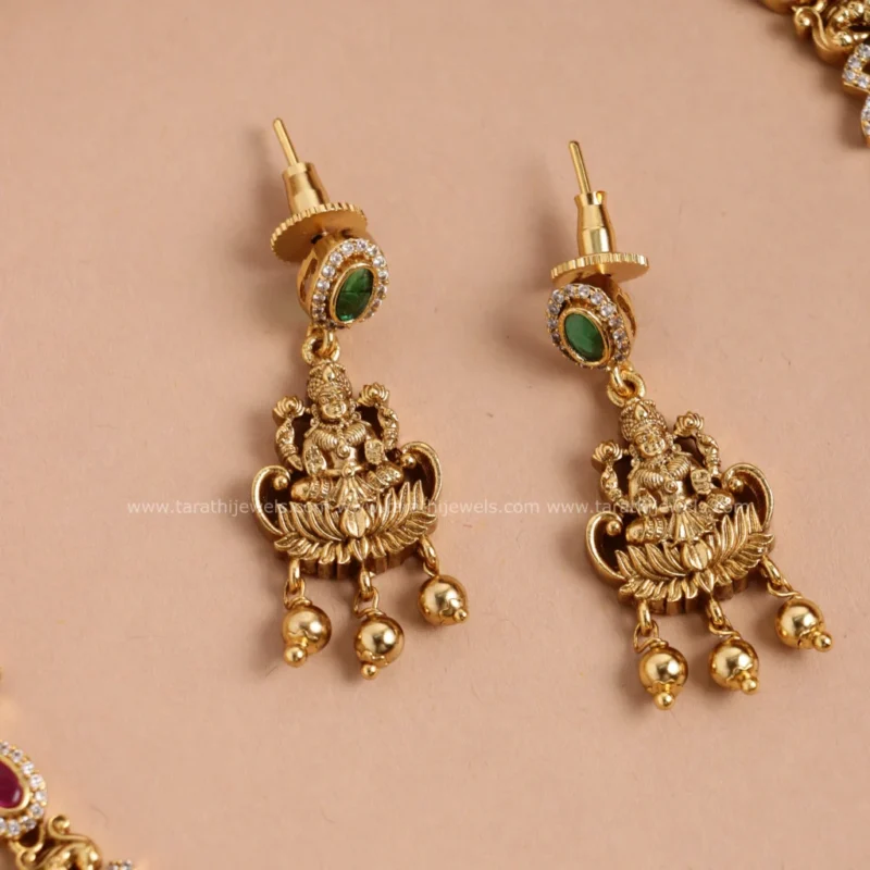 Amazing Lakshmi Pendant Necklace N655 - Image 2