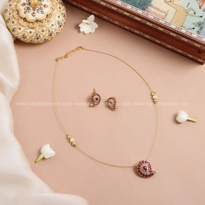 Antique Mango Invisible Necklace N697