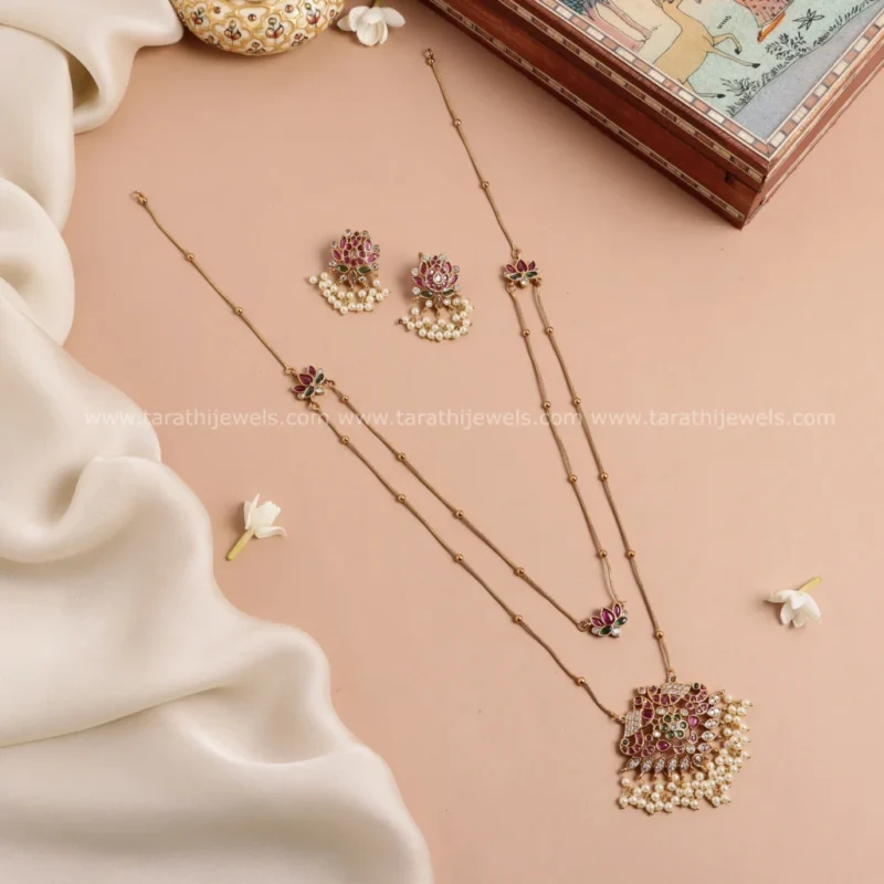 Peacock With Lotus Dual Leyer Chain HA284