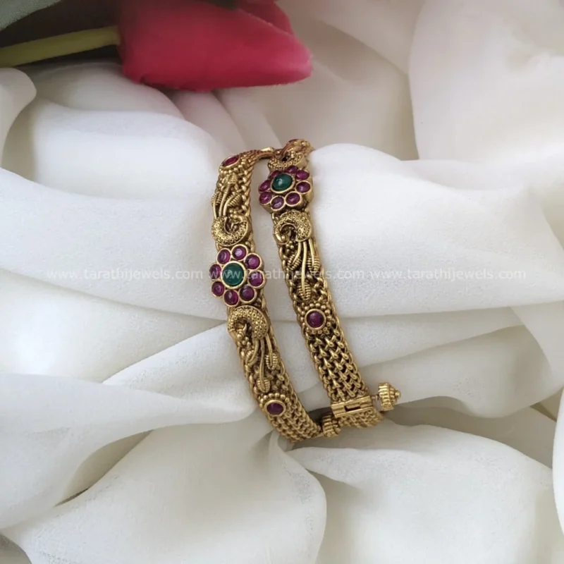 Antique Finish Kemp Stone Bangle BA127