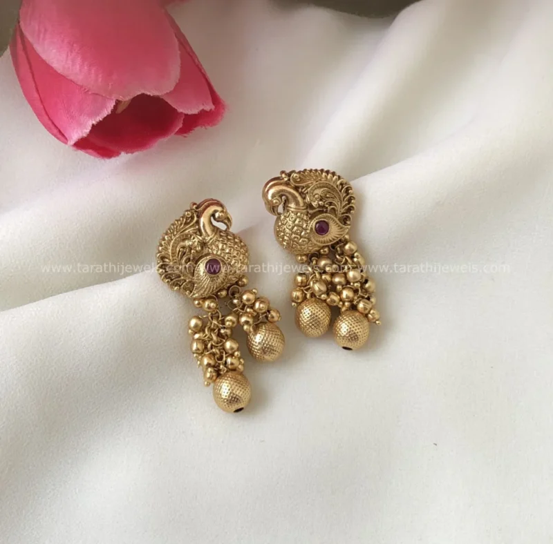 Iniya Pearls Drops Earrings EA516