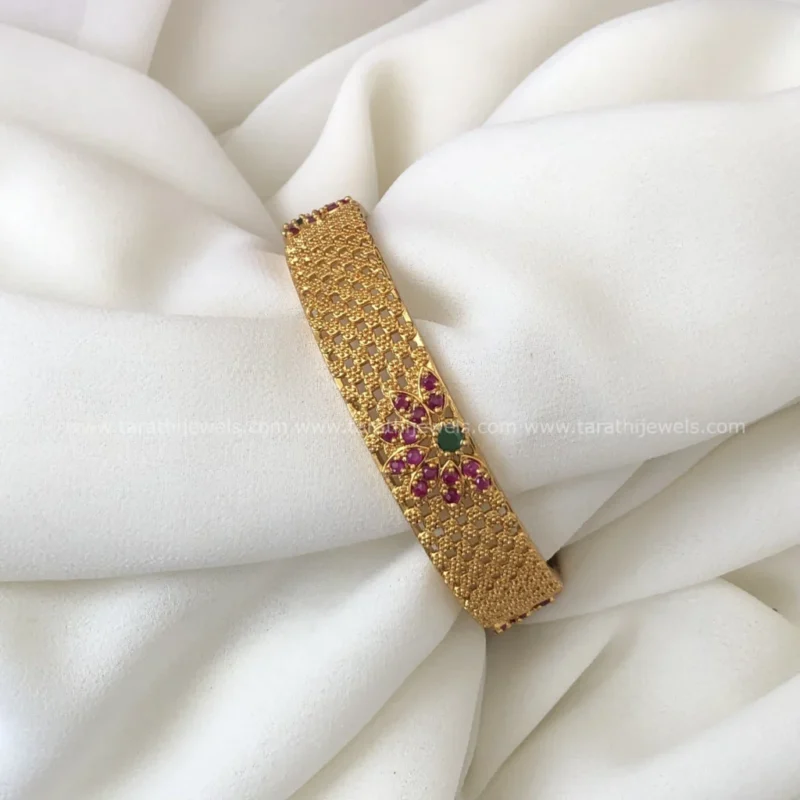 Ad Bangle BA133