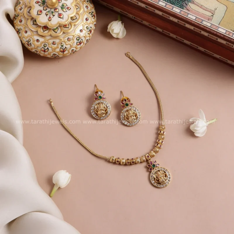 Chamanthi Lakshmi Choker CH343
