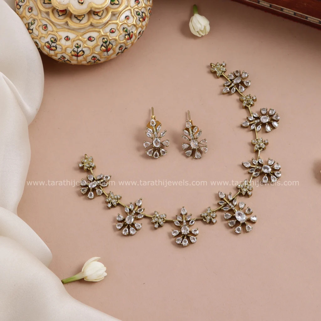 Elegant Ad flower Necklace N764