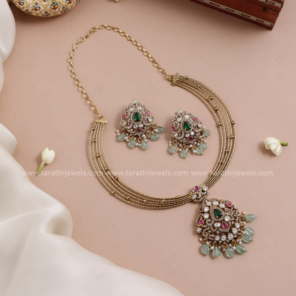 Deepa Hasli Choker CH364