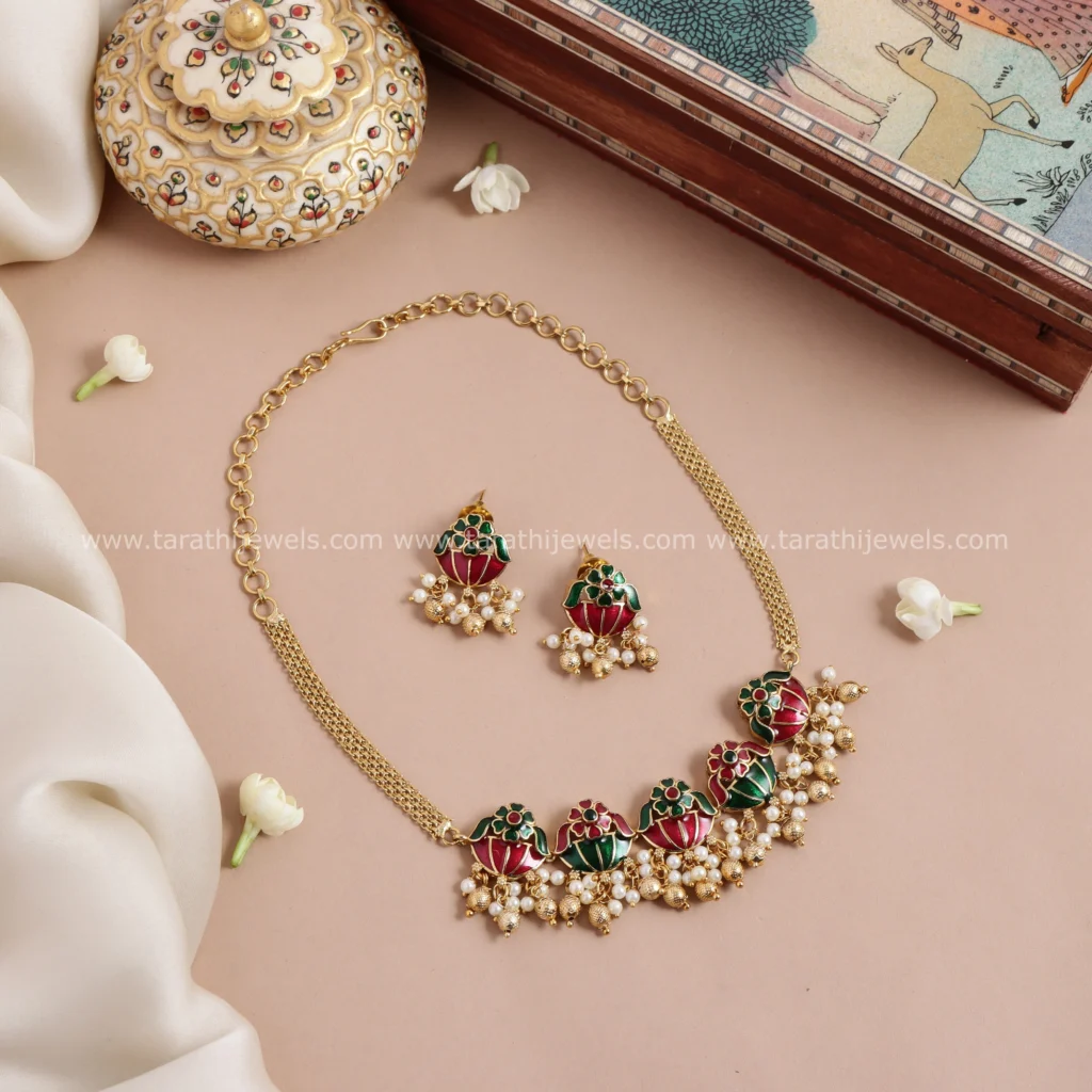 Gold Finish Flower Choker CH371