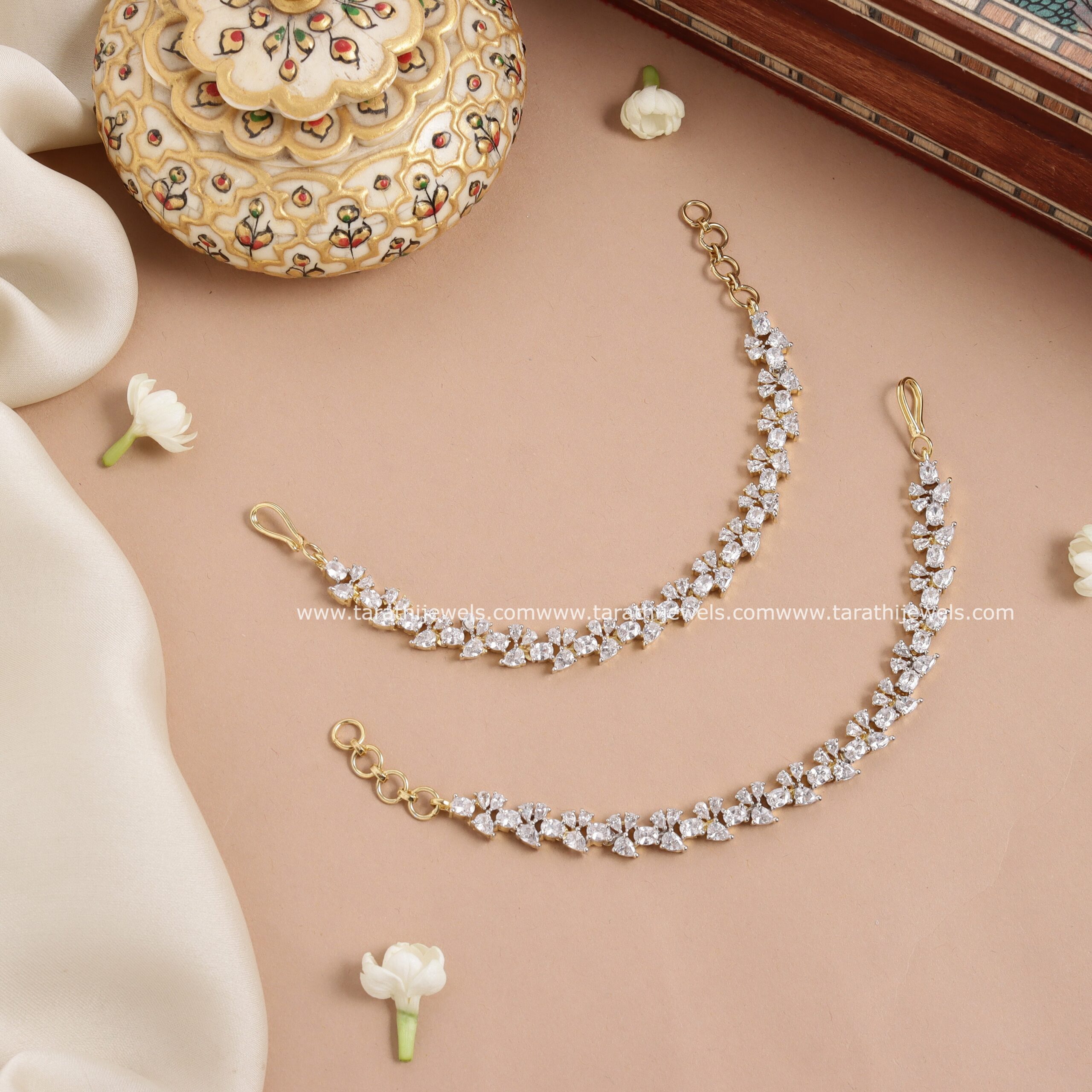 Diamond Look alike Earring Chain EC116