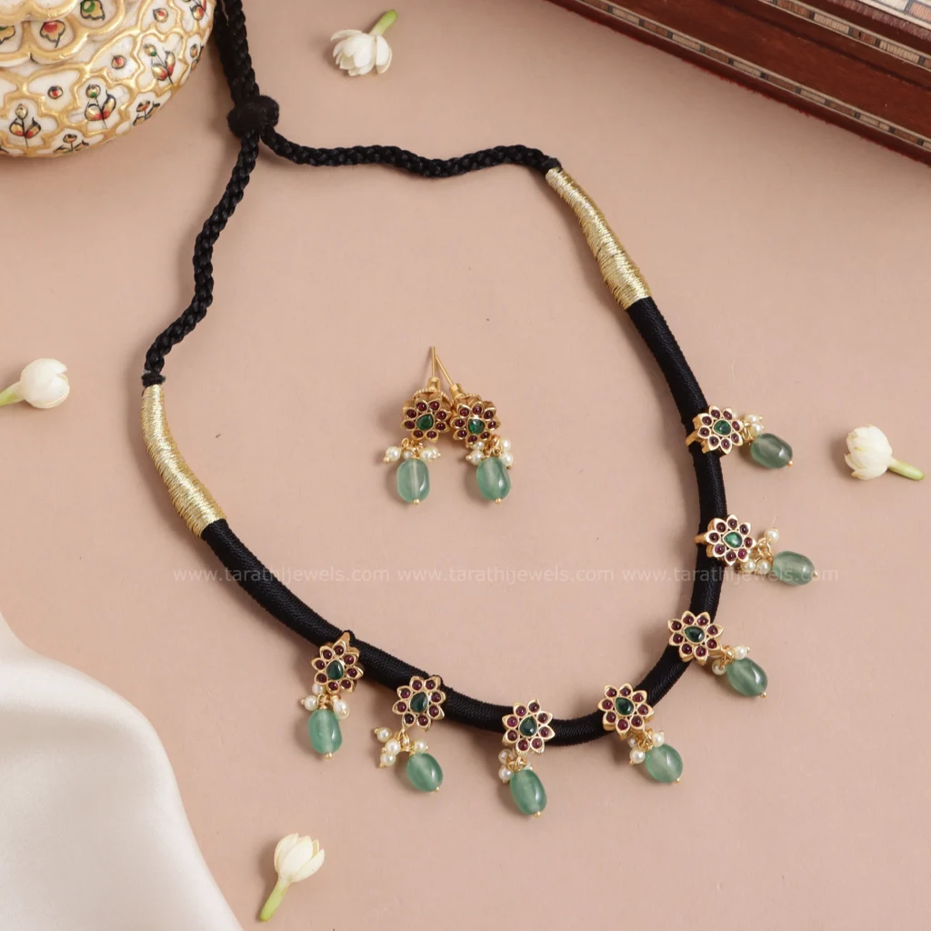 Black Thread Necklace N895