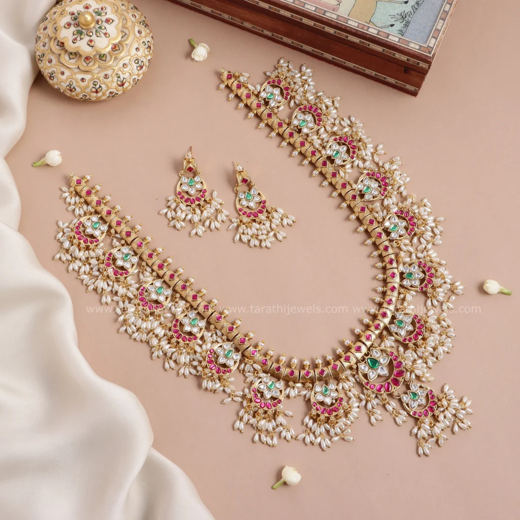 Jadau Kundan Floral Half Moon Guttapusalu Haaram HA377